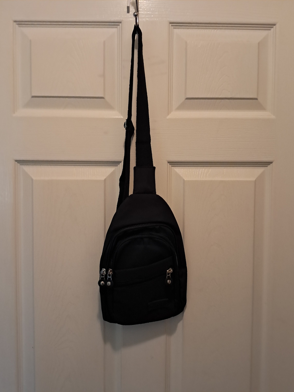 Fashion Black Crossbody Sling‎ Bag for Everyday Carry